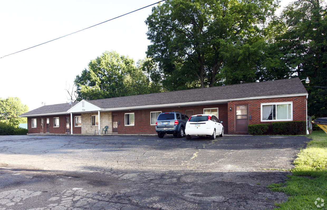 Building Photo - 154 Benton Rd
