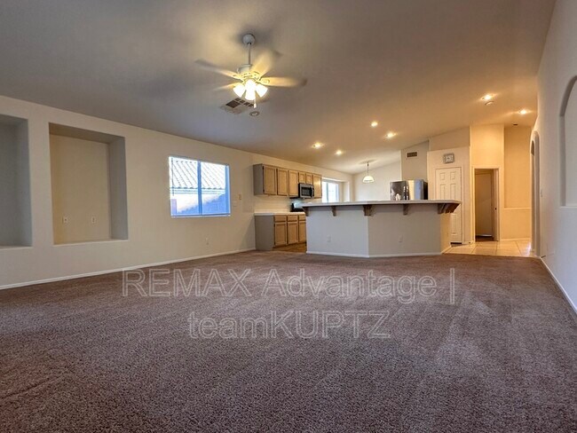 Building Photo - 303 Island Reef Ave