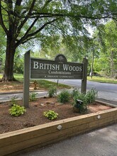 Building Photo - 2260-276W Sunderland Rd