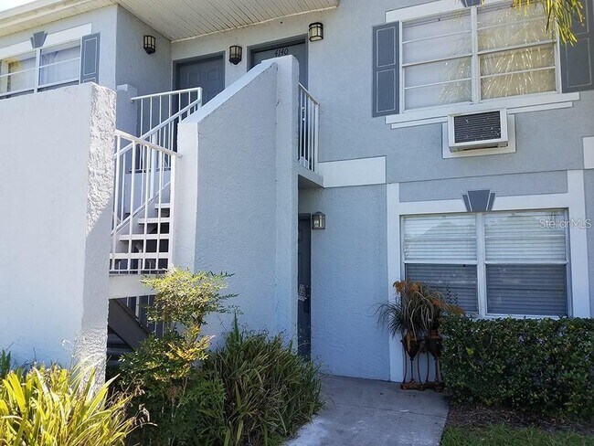 Building Photo - 4140 Dolphin Dr