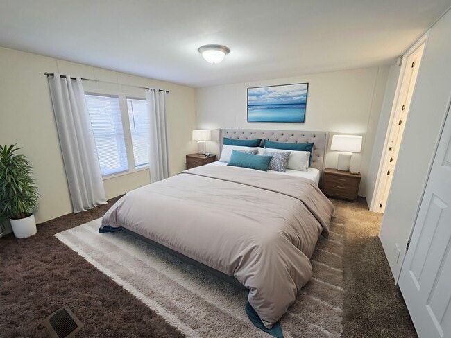 Building Photo - 3683 Pinoak St