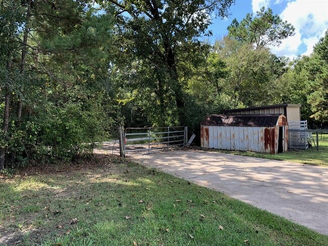 Building Photo - 3074 FM 1486