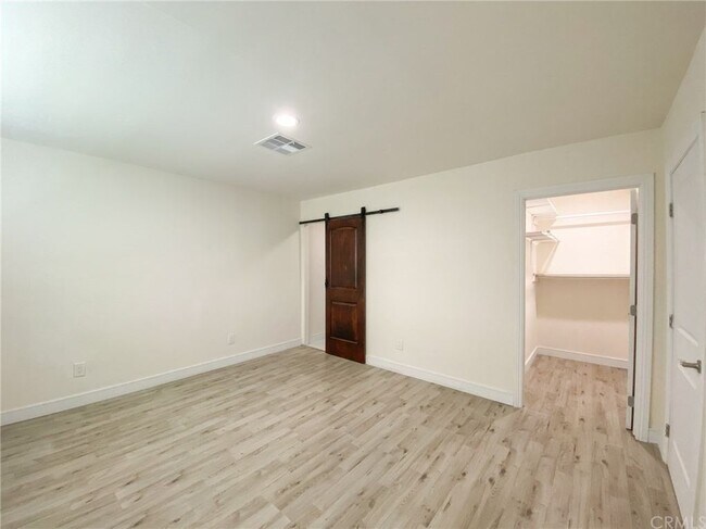 Foto del edificio - 1421 N Amador Ave