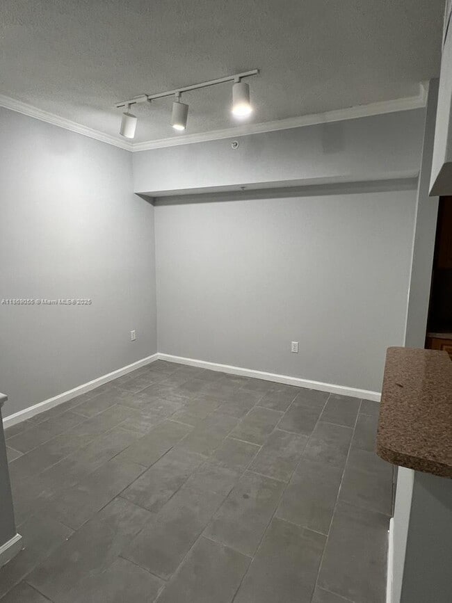 Foto del edificio - 11793 W Atlantic Blvd
