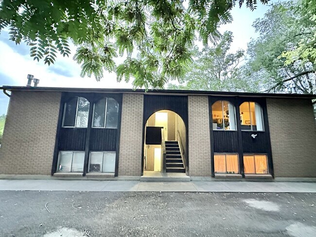 Foto del edificio - 2175 S 300 E