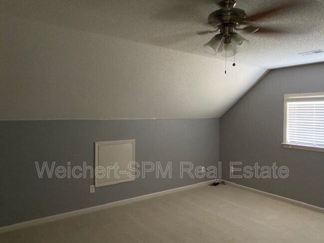 Foto del edificio - 3431 Valley Chase Ln