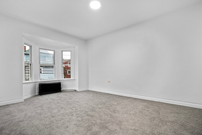 Foto del edificio - 2330-2340 Candace St