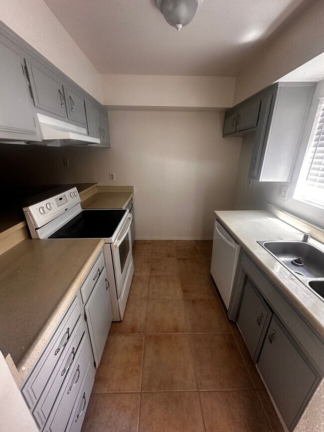 Foto del edificio - 4312 Tierra Verde St