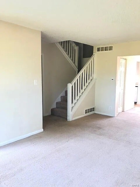 Building Photo - 2102 Gascony Dr