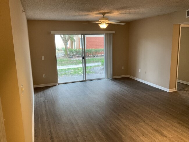 Photo - The Grand Isles - Seaspray Apartment