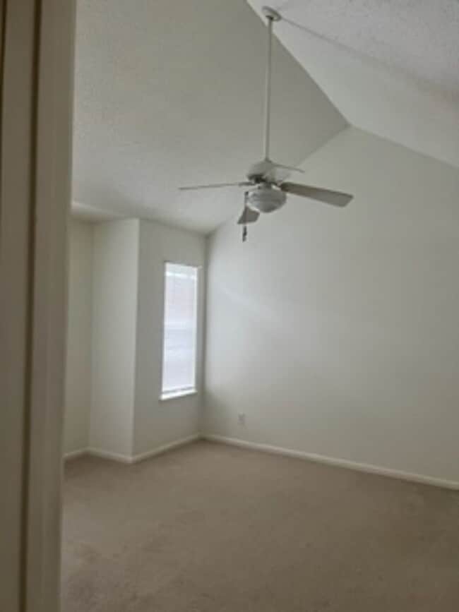 Foto del edificio - 2 Br 2 Bath