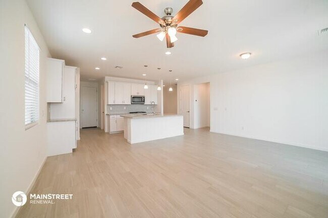 Foto del edificio - 11010 S 55th Ln, Phoenix, AZ 85339