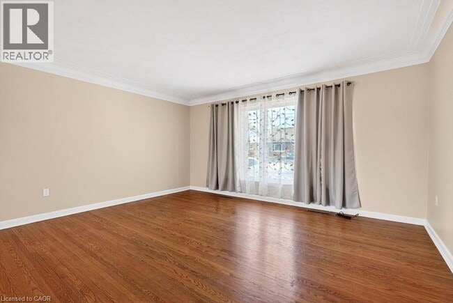 Building Photo - 42 Evergreen Ave