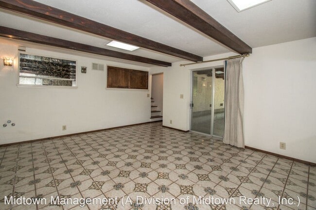 Building Photo - 3 br, 3.5 bath House - 11712 Winding Way