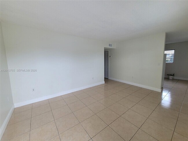 Foto del edificio - 3425 SW 89th Ave