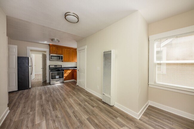 Foto del edificio - 84-88 N 7th St
