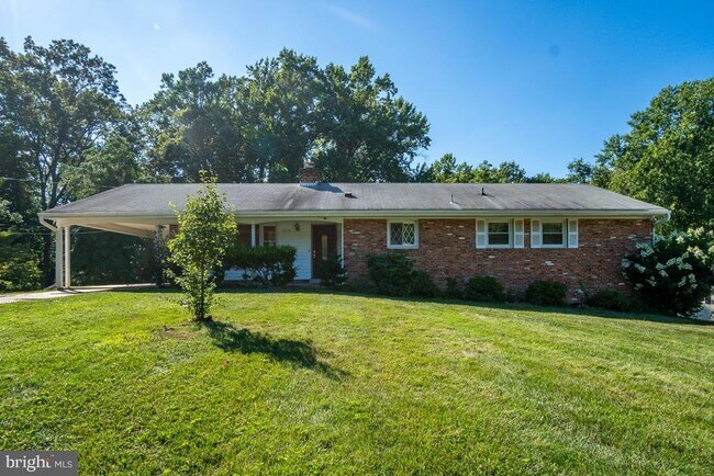 Foto del edificio - 3710 Woodburn Rd