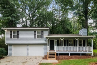 Building Photo - 2979 Mike Dr