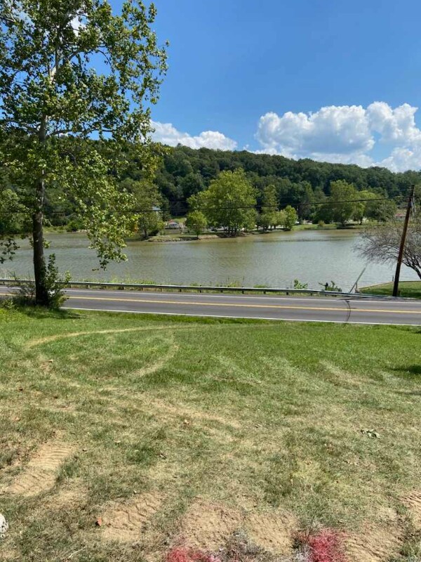 40 Lake Rd, Waverly, OH 45690 House Rental in Waverly, OH