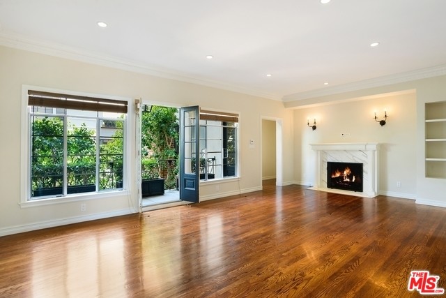 Building Photo - 183 S Rodeo Dr