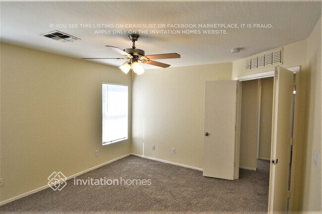 Building Photo - 12537 W Willow Ave