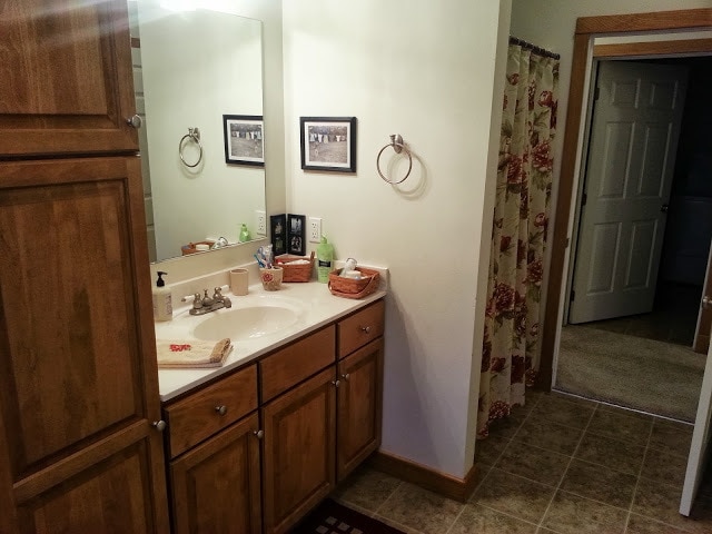 Building Photo - Maintenance Free Living Arrangement