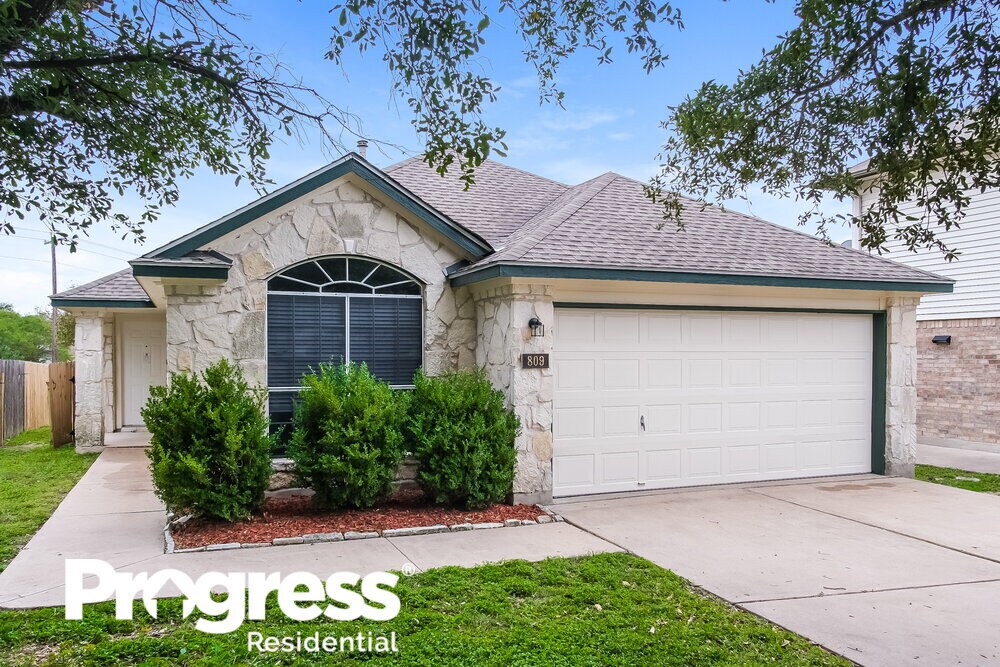 Primary Photo - 809 Bushmills Ct