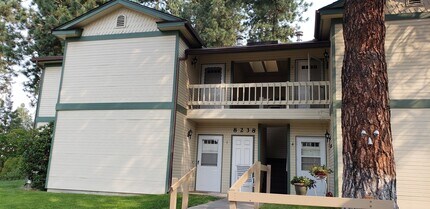 Building Photo - 8238 N Village Dr