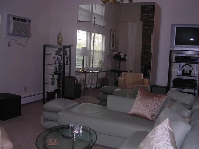 Foto del edificio - 21 Rustic St