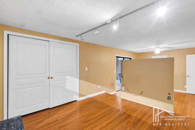 Foto del edificio - 2755 Janet St