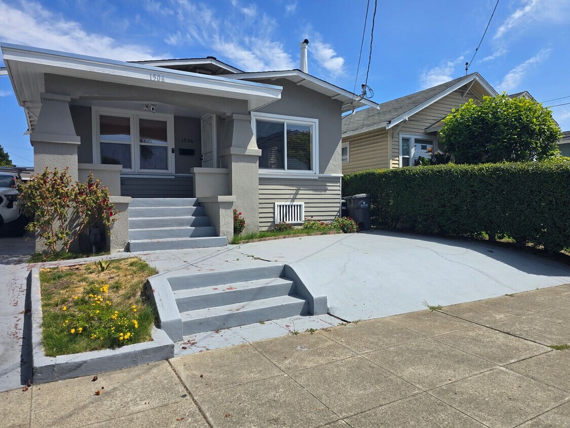 Foto principal - Upgraded Single Story Home in Oakland ....