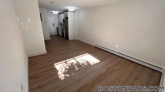 Foto del edificio - 741 E 6th St