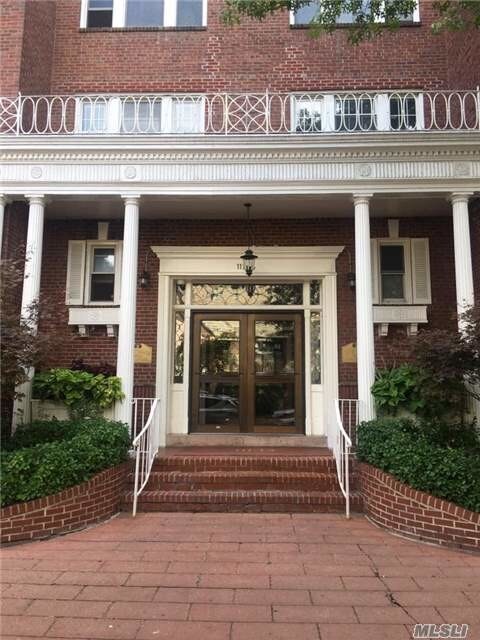 Foto principal - 111-14 76th Ave