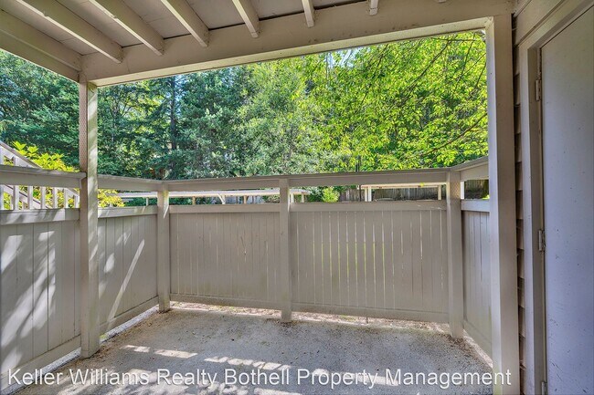 Foto del edificio - 2 br, 2 bath House - 14200 NE 17th St. Uni...