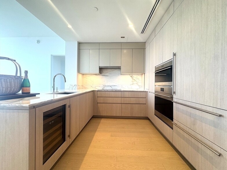 Photo - 682 Atlantic Avenue Unit 3712