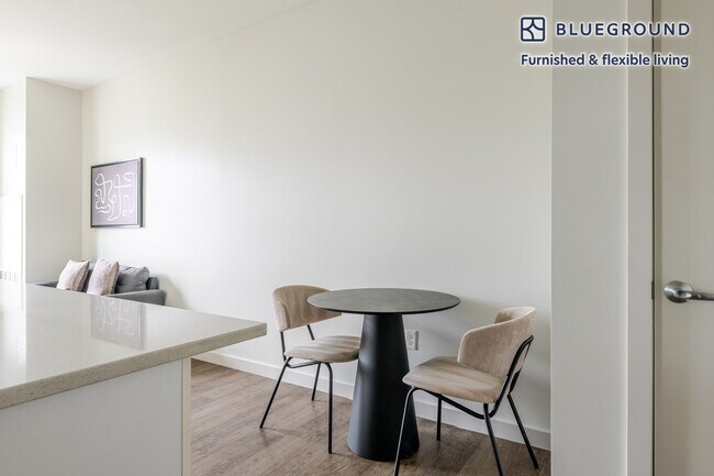 Foto del edificio - 240 Sidney St