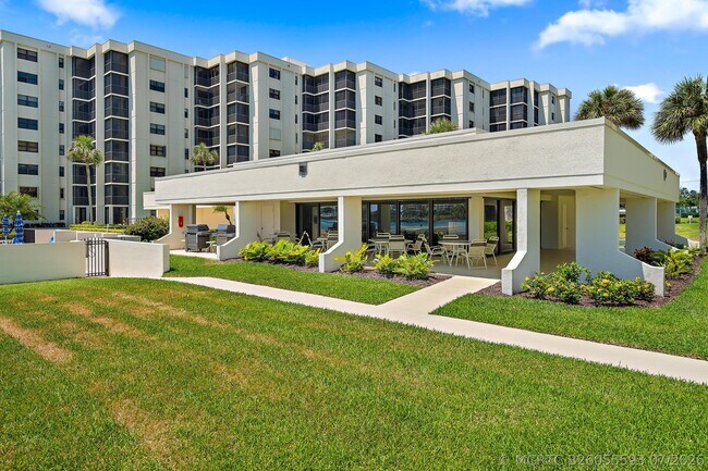 Foto del edificio - 19800 Sandpointe Bay Dr
