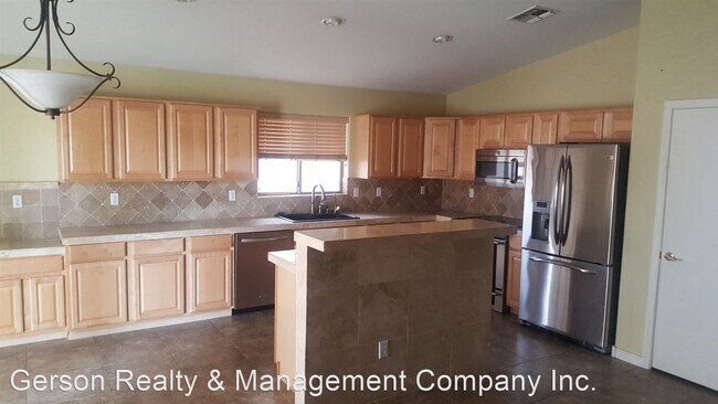 Foto del edificio - 3 br, 2 bath House - 39913 N. Zampino St.