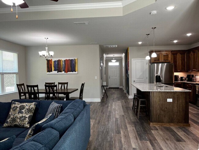 Foto del edificio - 5388 Parkside Dr