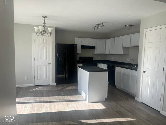 Building Photo - 3163 Harvest Grove Ln