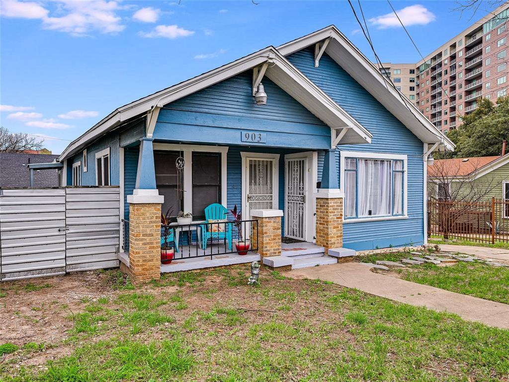 Foto principal - 903 E 12th St