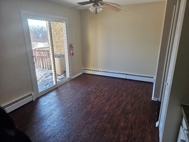 Building Photo - 2405 Walnut Ridge Dr