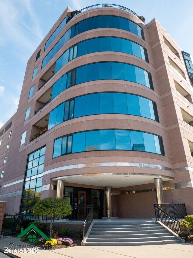 Foto principal - 2 br, 2 bath House - 225 N. New Jersey St....