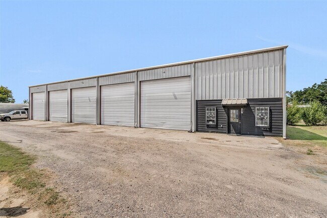 Foto del edificio - 8867 Co Rd 424