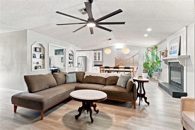 Foto del edificio - 3944 NE 7th St