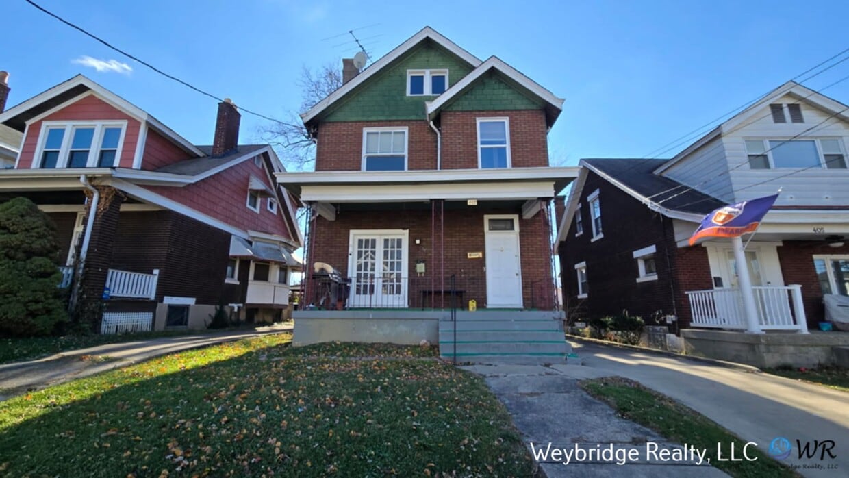 Photo - Jackson Avenue 407