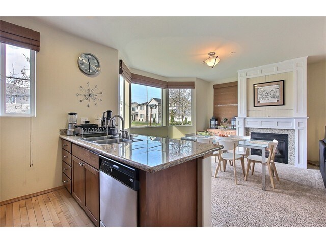 Foto del edificio - 3 Bedroom 2.5 Bath DuPont Townhome