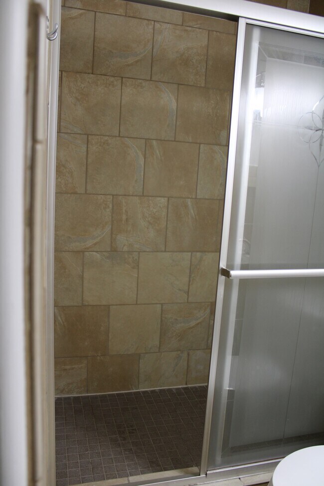 Foto del edificio - 735 Gloria Ave