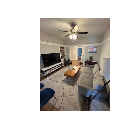 Foto del edificio - 8 Farrington Ave