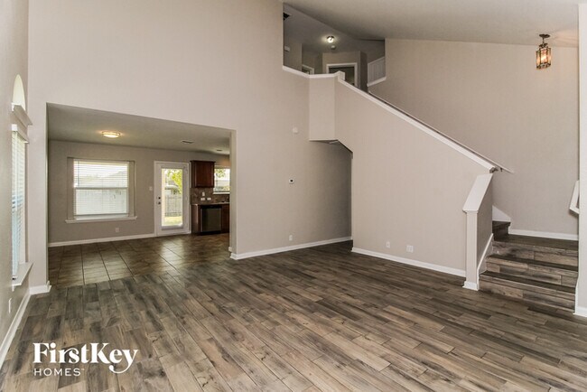 Foto del edificio - 2138 Brinkley Dr